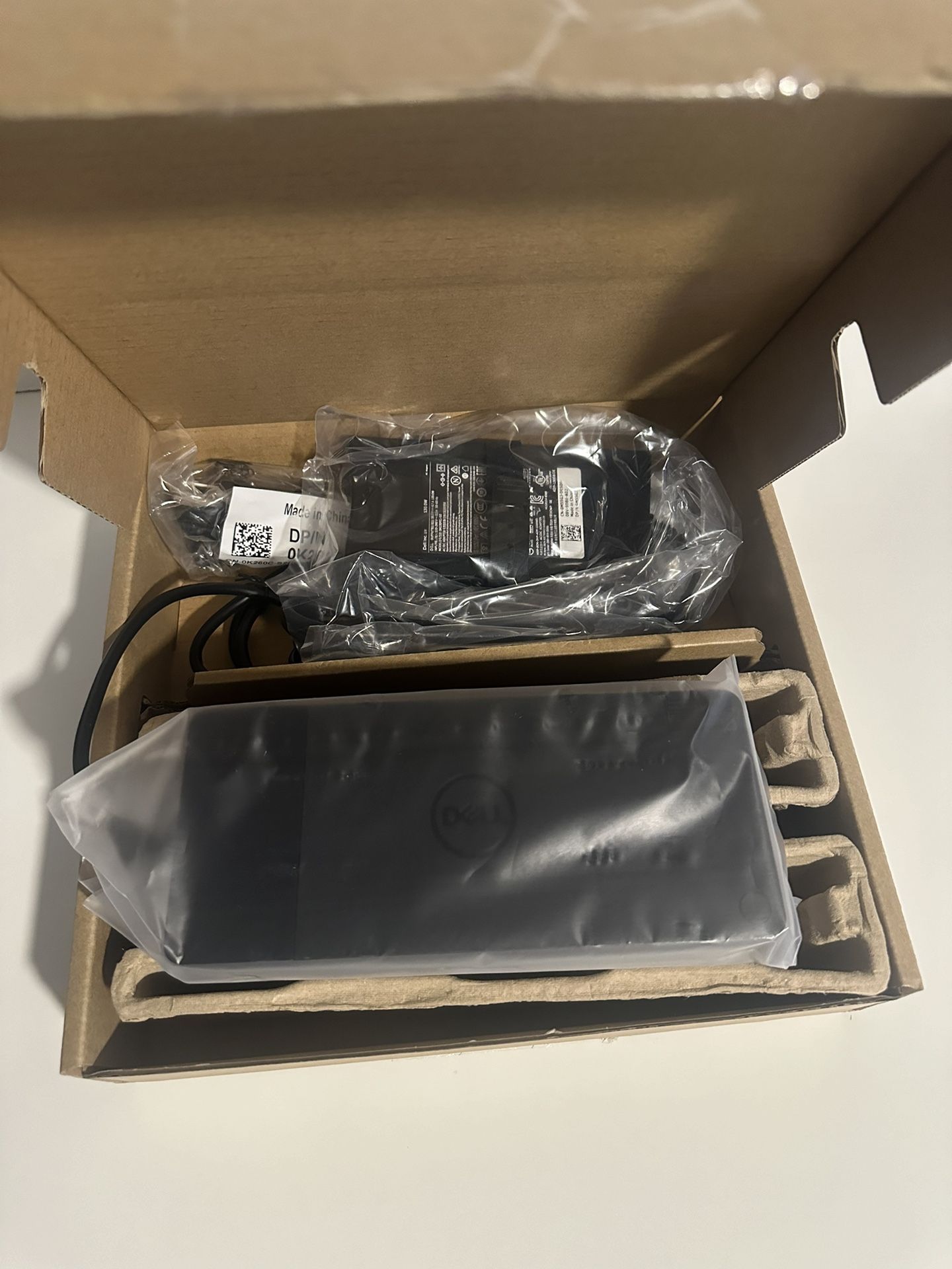 Dell docking station WD 19S USB-C 130W (DELWD19S) - Image 3